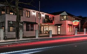 Greenlane Manor Motel